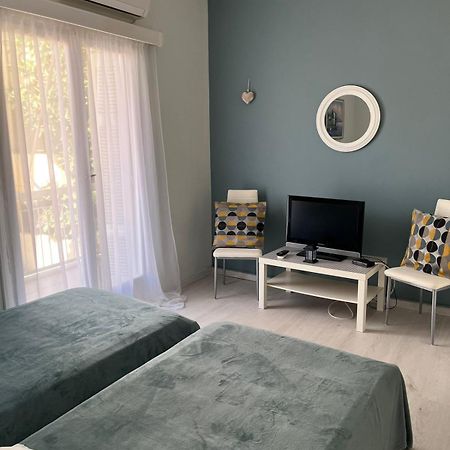Sea View Apartments Near Athens Airport Artemida  Exterior foto